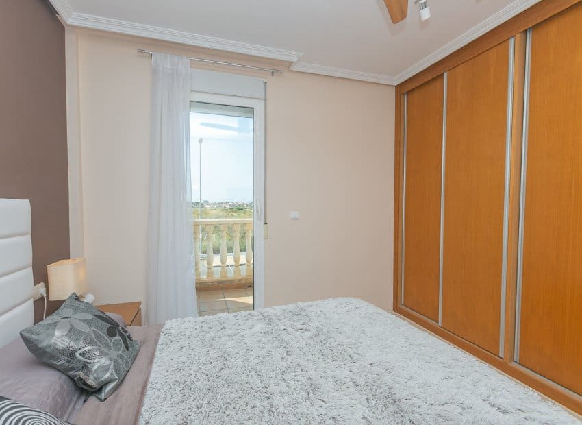 2 chambre Maison de Ville à vendre à Orihuela Costa avec piscine garage - 219 000 € (Ref: 9826069)