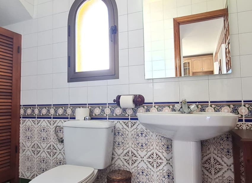 3 soveværelse Villa til salg i Villamartin med swimmingpool garage - € 395.000 (Ref: 9826070)