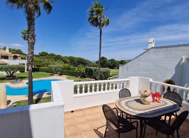 3 makuuhuone Huvila myytävänä paikassa Villamartin, Orihuela mukana uima-altaan 
autotalli - 395 000 € (Ref: 9826070)