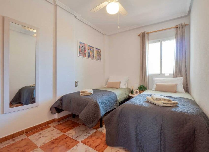 2 camera da letto Attico in vendita in Villamartin con piscina - 139.950 € (Rif: 9826071)