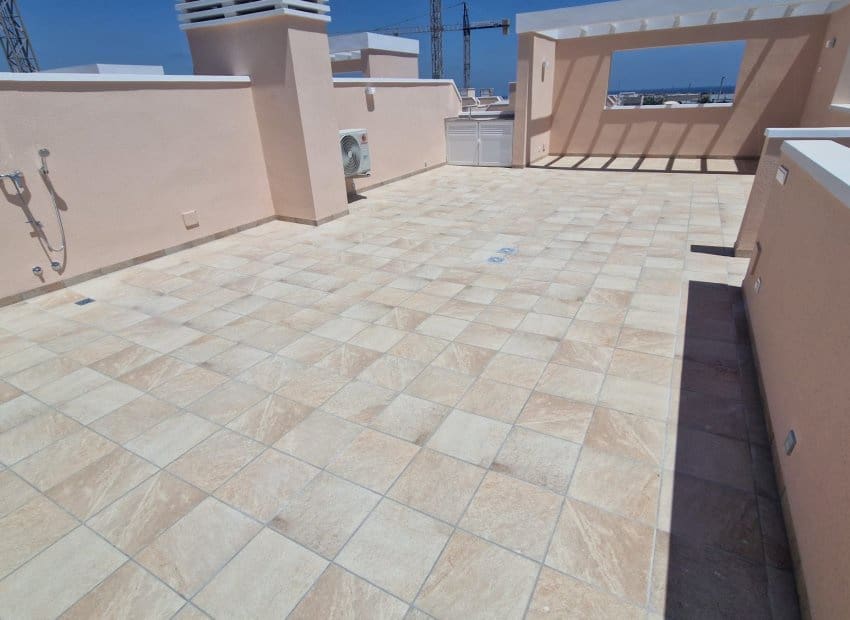 3 bedroom Apartment for sale in Pilar de la Horadada with pool - € 284,900 (Ref: 9855818)