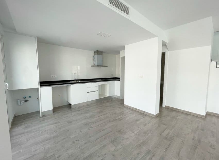 Chalet de 3 habitaciones en Gran Alacant en venta con piscina - 435.000 € (Ref: 9855819)