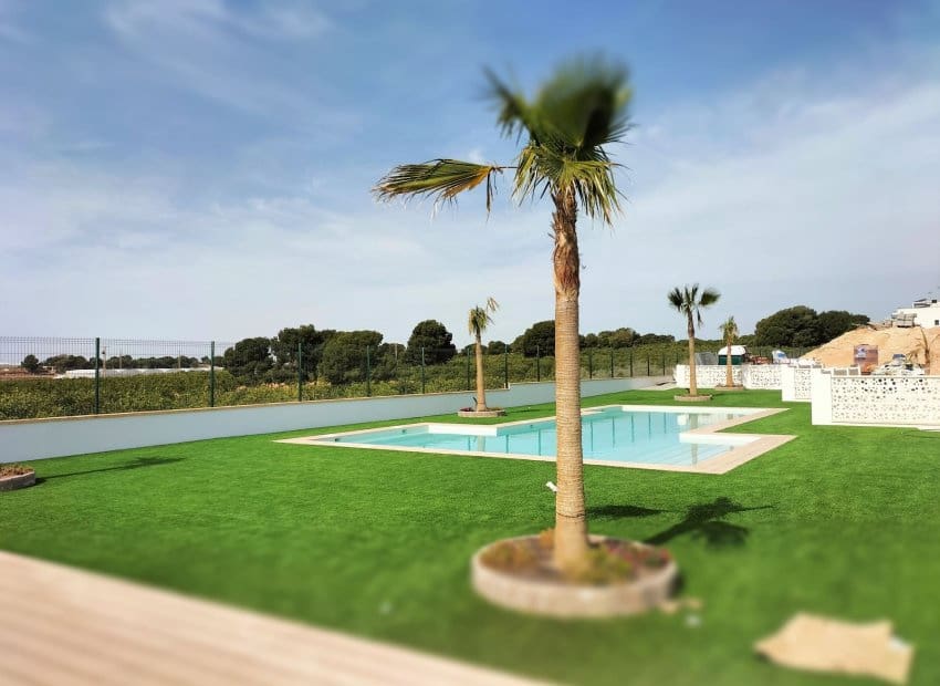3 soveværelse Villa til salg i Pilar de la Horadada med swimmingpool garage - € 420.000 (Ref: 9855821)