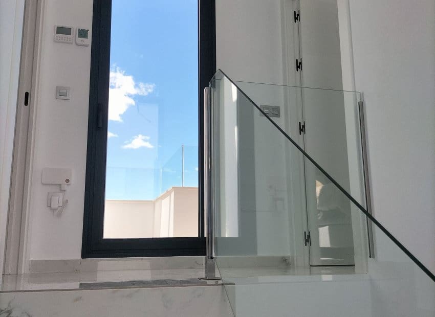 3 soveværelse Villa til salg i Pilar de la Horadada med swimmingpool garage - € 420.000 (Ref: 9855821)