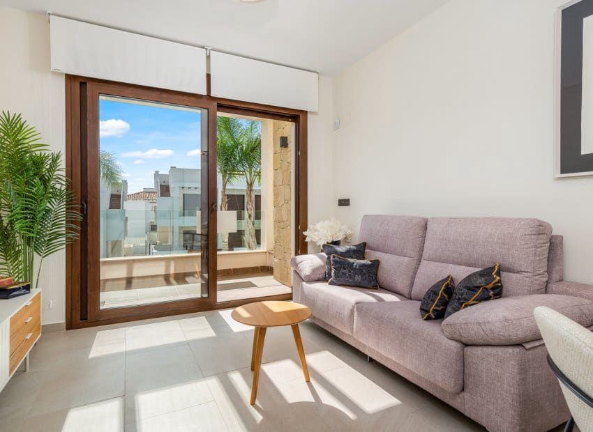 3 chambre Appartement à vendre à Torrevieja avec piscine garage - 320 000 € (Ref: 9855830)