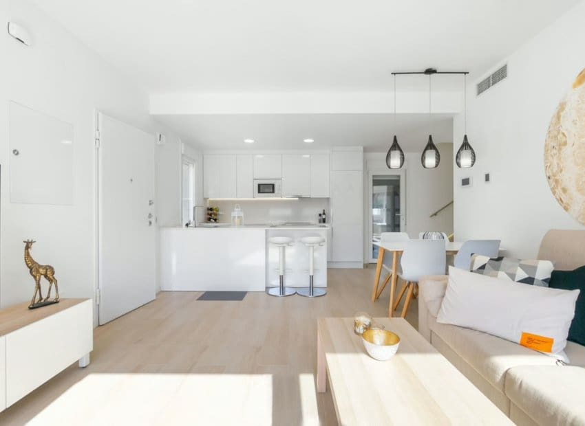 3 Zimmer Villa zu verkaufen in Pilar de la Horadada mit Pool Garage - 424.950 € (Ref: 9855836)