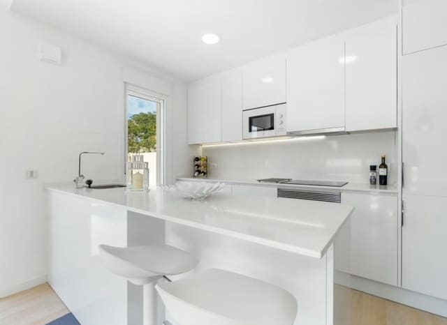 3 Zimmer Villa zu verkaufen in Pilar de la Horadada mit Pool Garage - 424.950 € (Ref: 9855836)