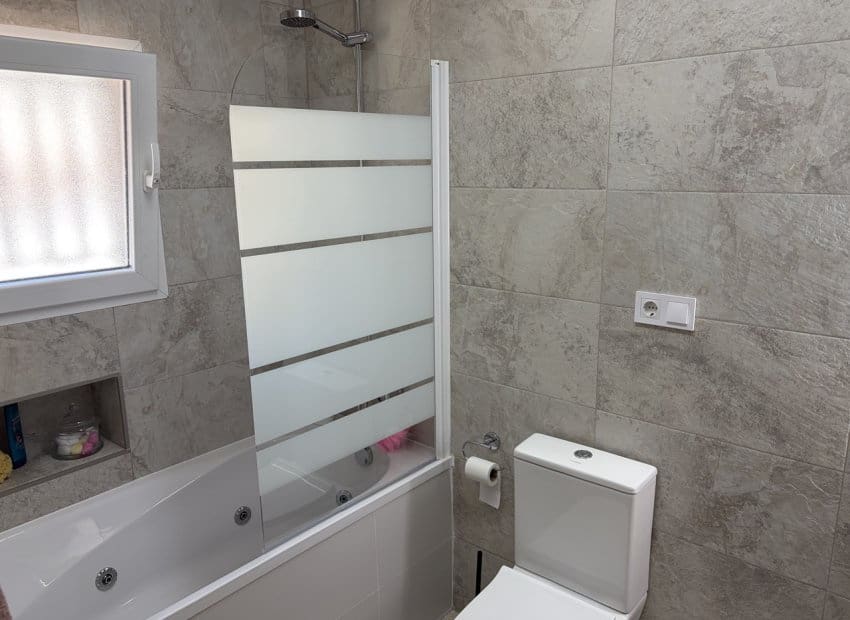 4 bedroom Villa for sale in Pinar de Campoverde with pool garage - € 699,950 (Ref: 9855837)