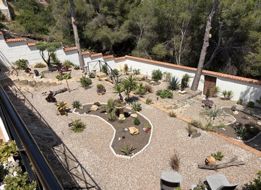 4 bedroom Villa for sale in Pinar de Campoverde with pool garage - € 699,950 (Ref: 9855837)
