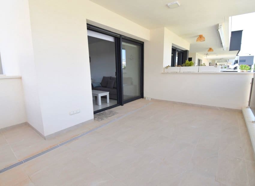 2 soveværelse Lejlighed til salg i Los Altos med swimmingpool garage - € 289.000 (Ref: 9855838)