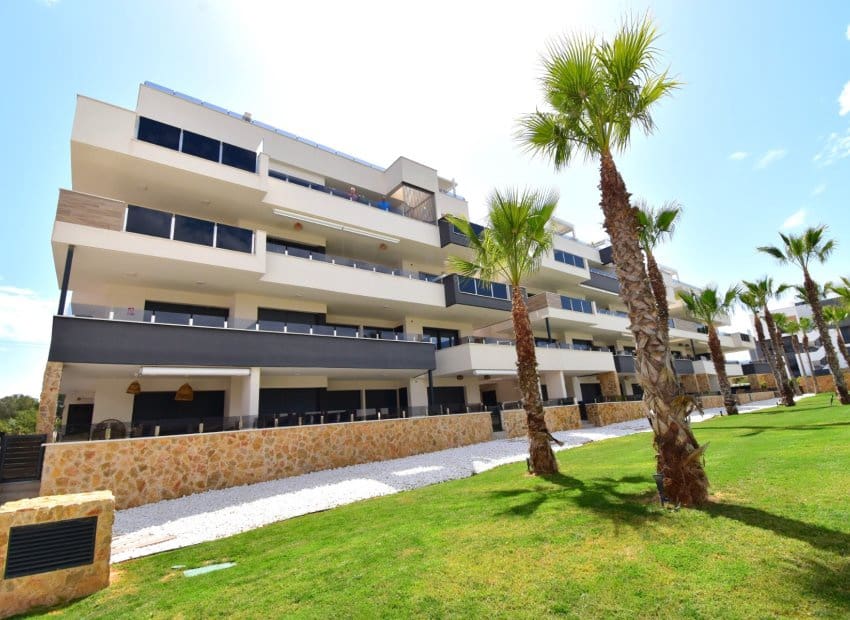 2 soveværelse Lejlighed til salg i Los Altos med swimmingpool garage - € 289.000 (Ref: 9855838)