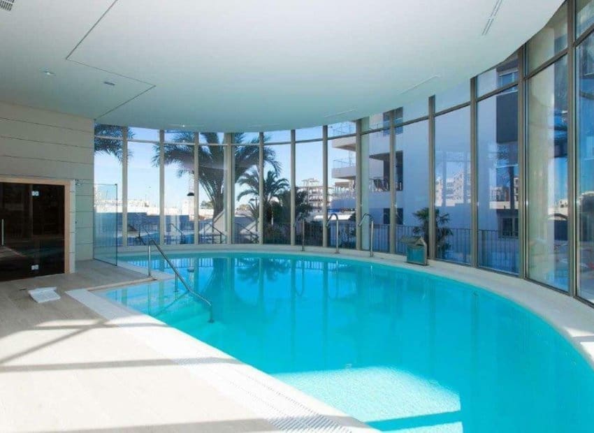 3 soveværelse Lejlighed til salg i Villamartin med swimmingpool - € 320.000 (Ref: 9855839)
