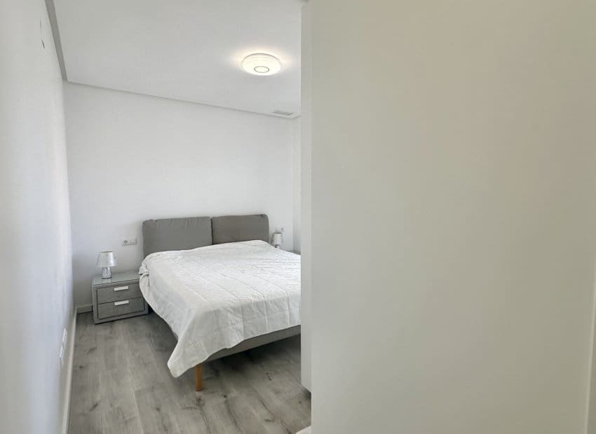 3 soveværelse Lejlighed til salg i Villamartin med swimmingpool - € 320.000 (Ref: 9855839)