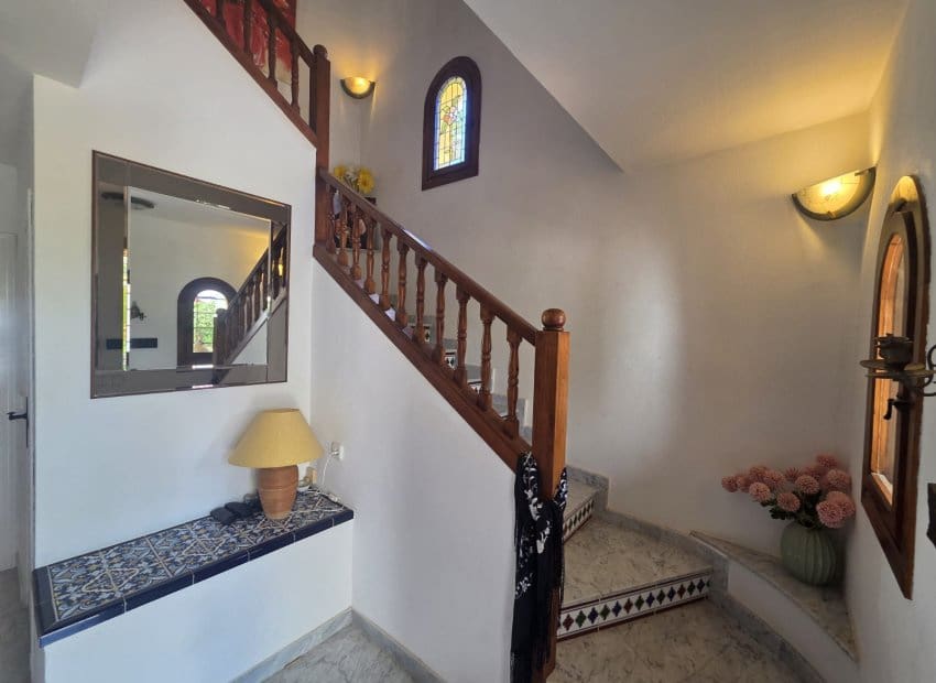 3 bedroom Villa for sale in Villamartin with pool garage - € 399,900 (Ref: 9865411)