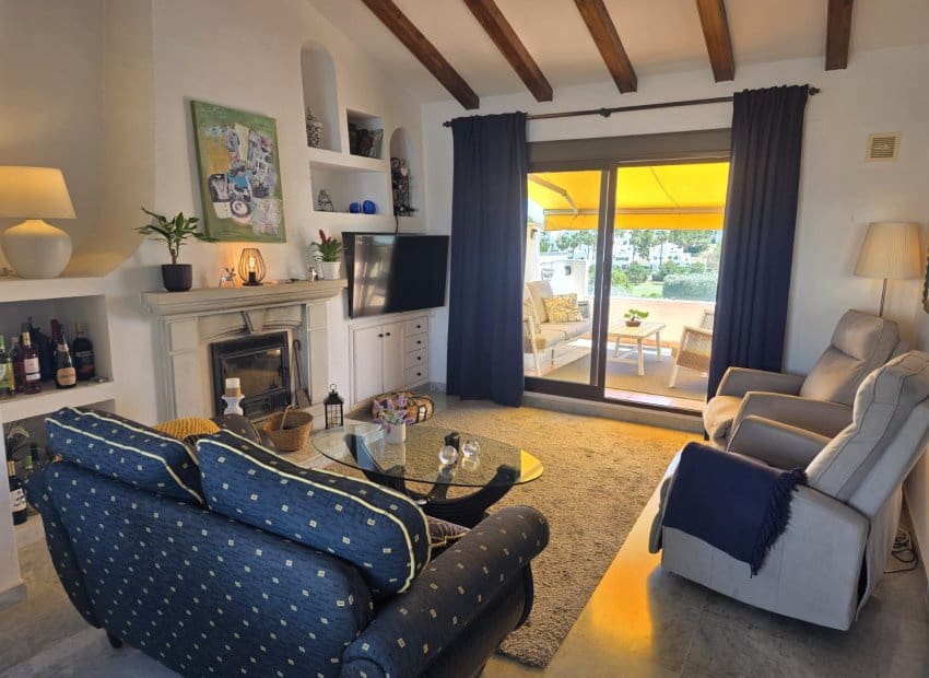 3 bedroom Villa for sale in Villamartin with pool garage - € 399,900 (Ref: 9865411)