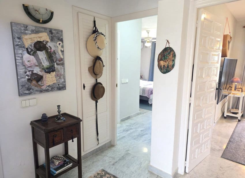 3 bedroom Villa for sale in Villamartin with pool garage - € 399,900 (Ref: 9865411)