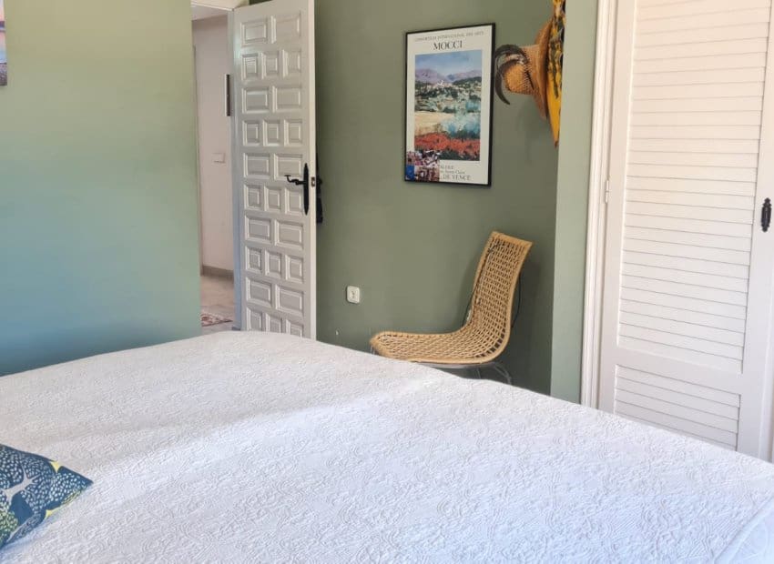 3 bedroom Villa for sale in Villamartin with pool garage - € 399,900 (Ref: 9865411)