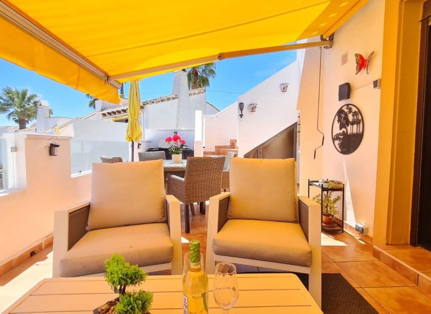 3 bedroom Villa for sale in Villamartin with pool garage - € 399,900 (Ref: 9865411)