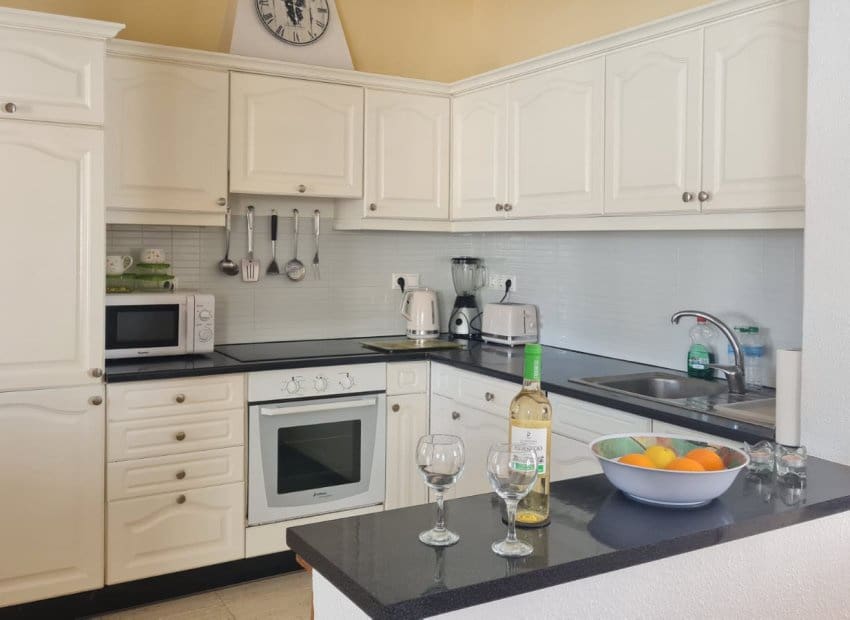 2 chambre Villa/Maison à vendre à La Florida avec piscine garage - 399 900 € (Ref: 9867229)
