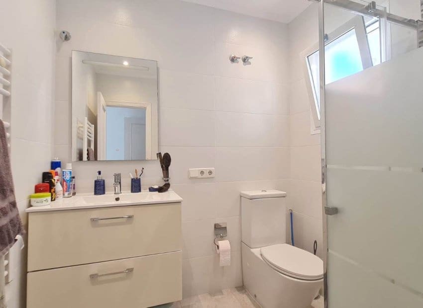 2 chambre Villa/Maison à vendre à La Florida avec piscine garage - 399 900 € (Ref: 9867229)