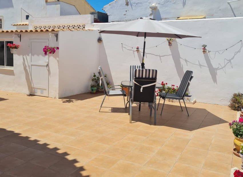 2 chambre Villa/Maison à vendre à La Florida avec piscine garage - 399 900 € (Ref: 9867229)