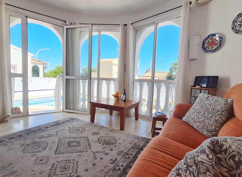 2 chambre Villa/Maison à vendre à La Florida avec piscine garage - 399 900 € (Ref: 9867229)