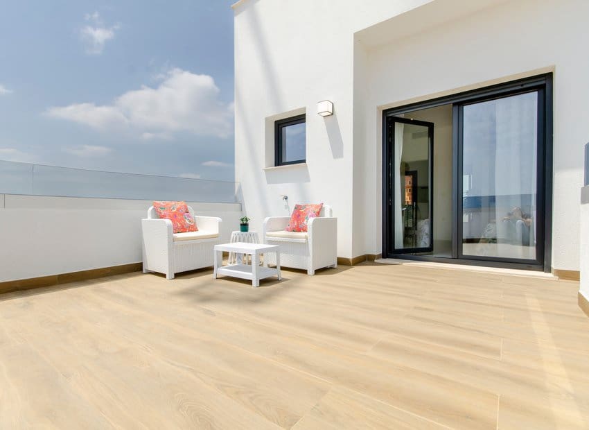 Chalet de 3 habitaciones en Vistabella en venta con piscina - 405.000 € (Ref: 9870336)