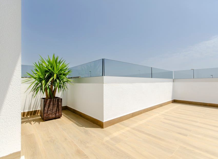 Chalet de 3 habitaciones en Vistabella en venta con piscina - 405.000 € (Ref: 9870336)