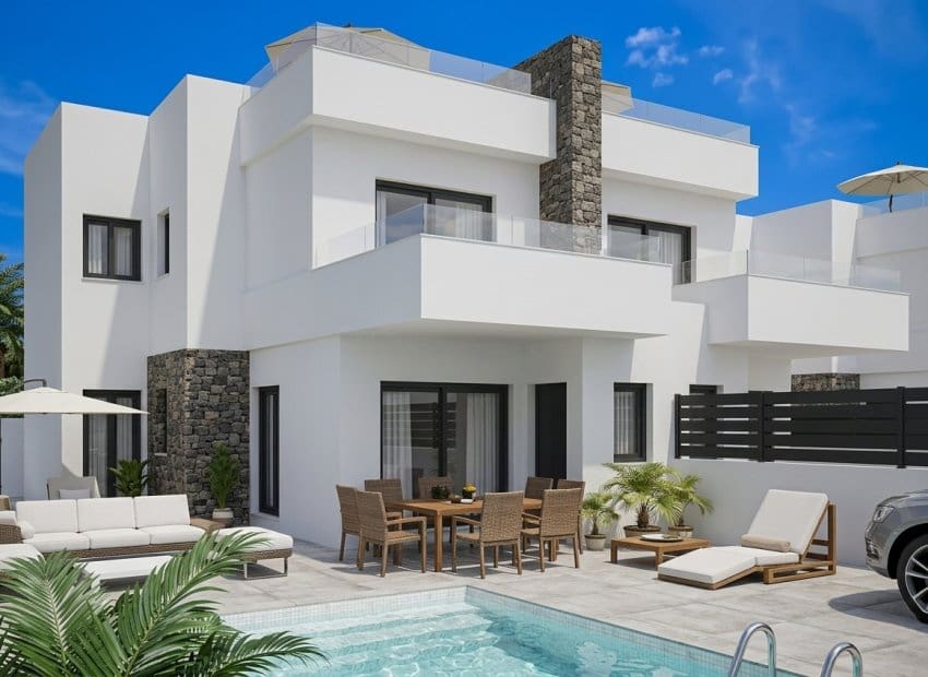 Chalet de 3 habitaciones en Vistabella en venta con piscina - 405.000 € (Ref: 9870336)