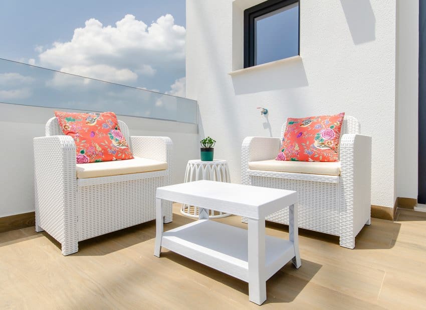 Chalet de 3 habitaciones en Vistabella en venta con piscina - 405.000 € (Ref: 9870336)