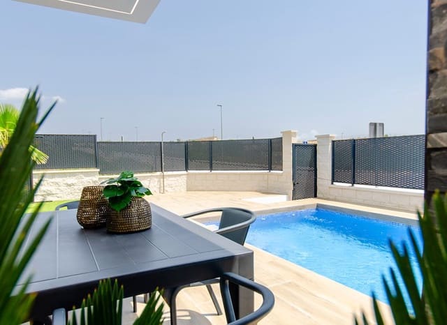 3 makuuhuone Huvila myytävänä paikassa Vistabella, Orihuela mukana uima-altaan - 405 000 € (Ref: 9870336)