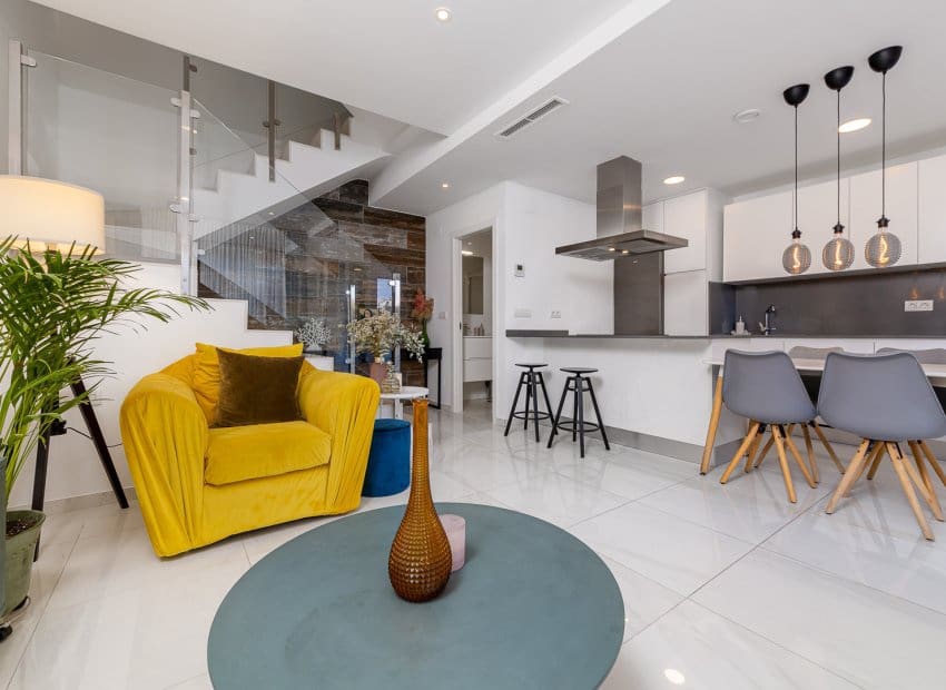 3 sypialnia Willa na sprzedaż w Villamartin z basenem garażem - 325 000 € (Ref: 9885084)