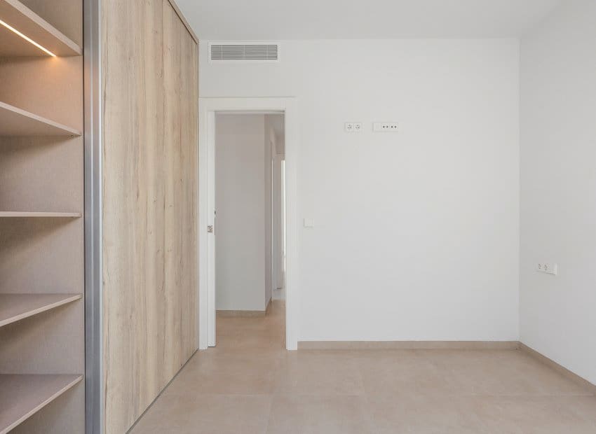 3 slaapkamer Villa te koop in Los Alcazares met zwembad - € 519.900 (Ref: 9899868)