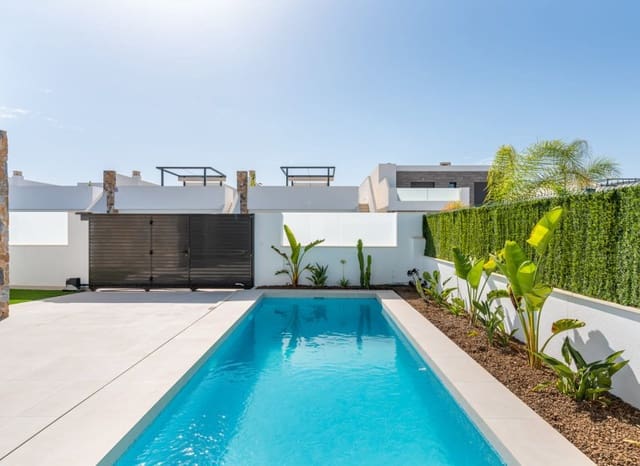 3 slaapkamer Villa te koop in Las Lomas de Rame - Bahía Bella, Los Alcázares met zwembad - € 519.900 (Ref: 9899868)