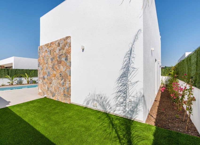 3 slaapkamer Villa te koop in Los Alcazares met zwembad - € 519.900 (Ref: 9899868)