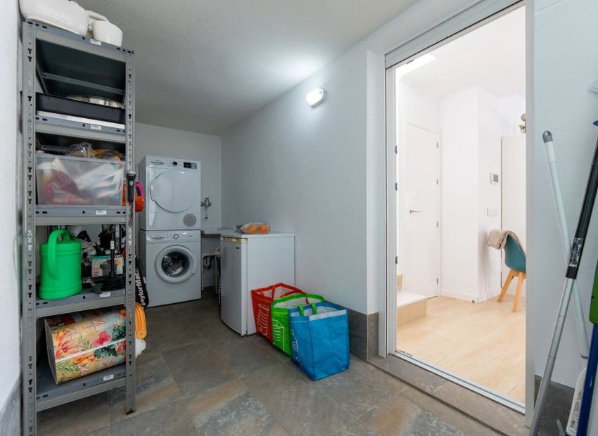 3 chambre Villa/Maison à vendre à San Pedro del Pinatar avec piscine garage - 425 000 € (Ref: 9899869)