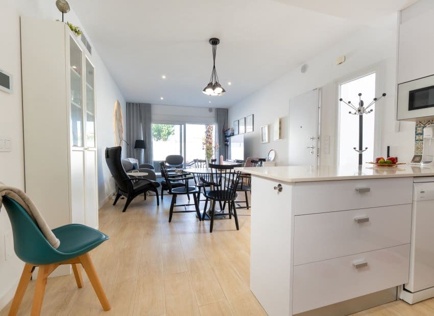 3 chambre Villa/Maison à vendre à San Pedro del Pinatar avec piscine garage - 425 000 € (Ref: 9899869)