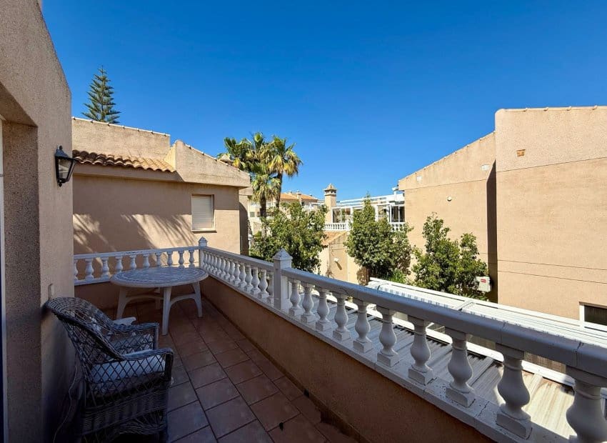 2 quarto Casa em Banda para venda em Playa Flamenca com piscina - 319 900 € (Ref: 9927674)