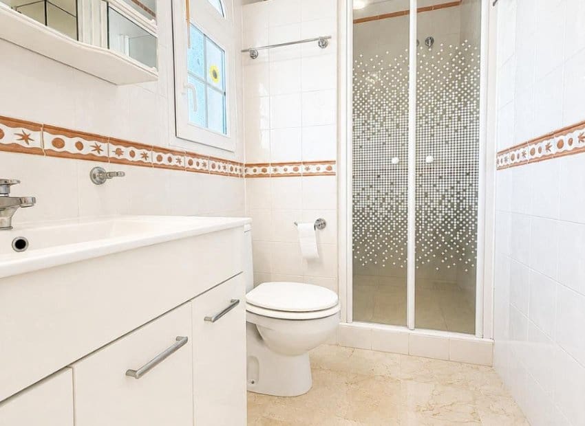 2 makuuhuone Kattohuoneisto myytävänä paikassa Los Dolses mukana uima-altaan - 239 995 € (Ref: 9927675)