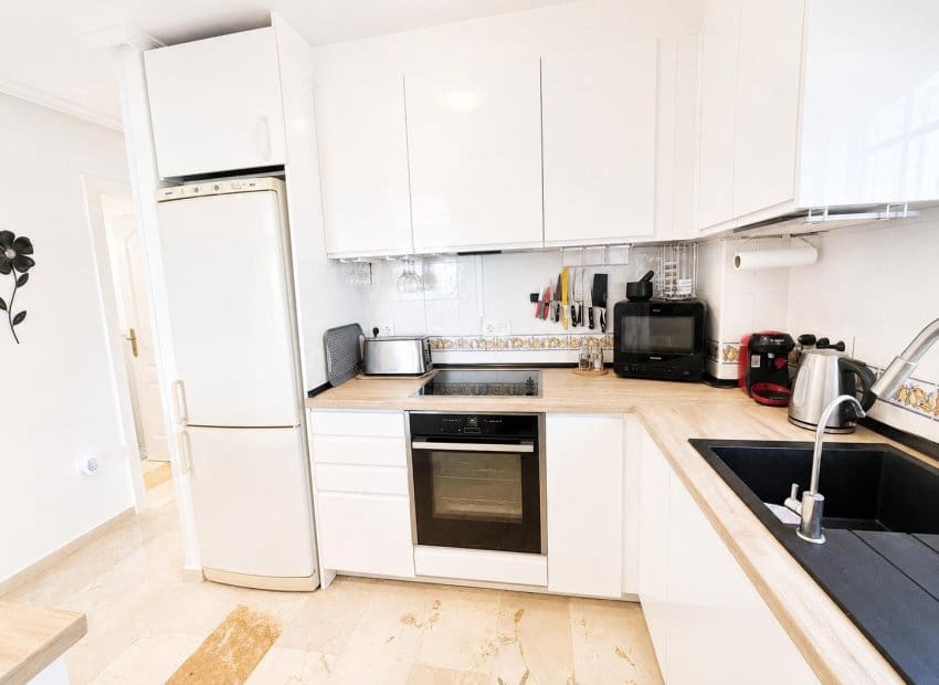 2 makuuhuone Kattohuoneisto myytävänä paikassa Los Dolses mukana uima-altaan - 239 995 € (Ref: 9927675)
