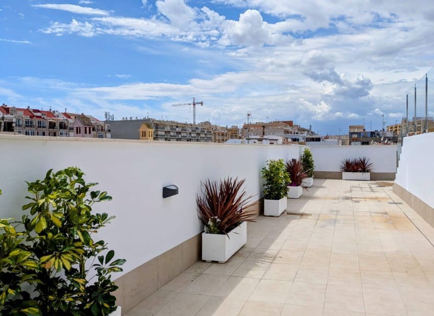 2 camera da letto Appartamento in vendita in Torrevieja con piscina garage - 249.000 € (Rif: 9927679)