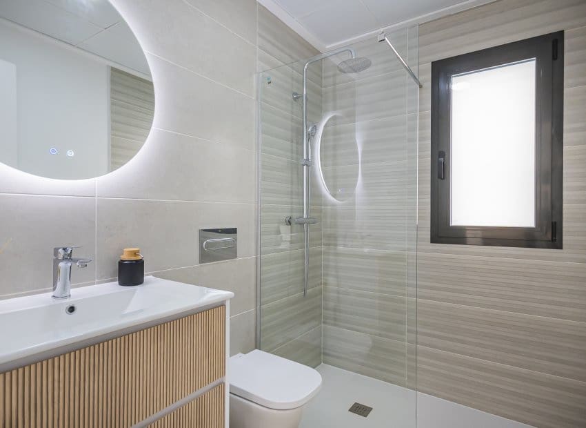 3 soveværelse Byhus til salg i Torrevieja med swimmingpool - € 539.000 (Ref: 9927696)