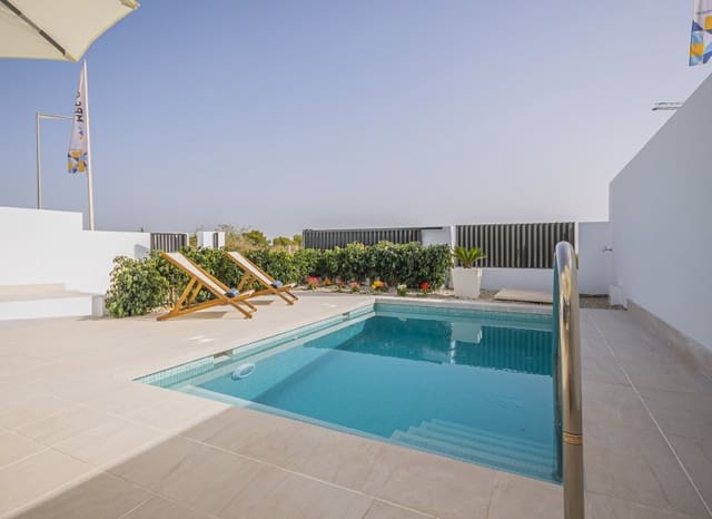 3 soveværelse Byhus til salg i Los Balcones - Los Altos, Torrevieja med swimmingpool - € 539.000 (Ref: 9927696)