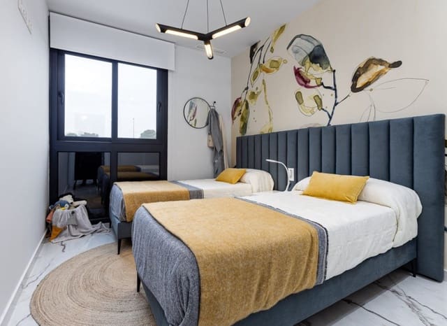 Apartamento de 2 habitaciones en Ciudad Quesada, Rojales en venta con piscina garaje - 369.000 € (Ref: 9927709)