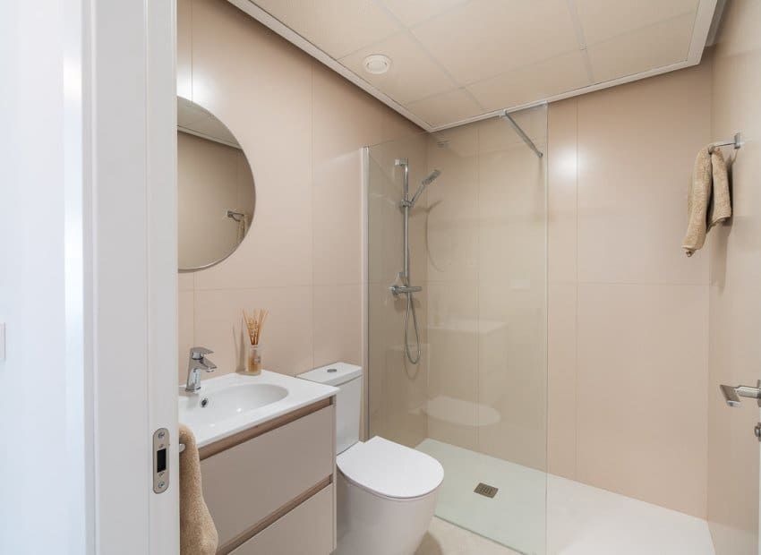 Apartamento de 2 habitaciones en Orihuela Costa en venta con piscina - 360.000 € (Ref: 9927713)