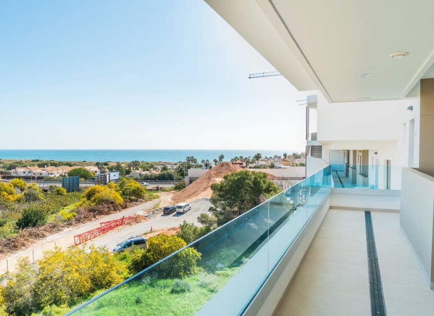 Apartamento de 2 habitaciones en Orihuela Costa en venta con piscina - 360.000 € (Ref: 9927713)