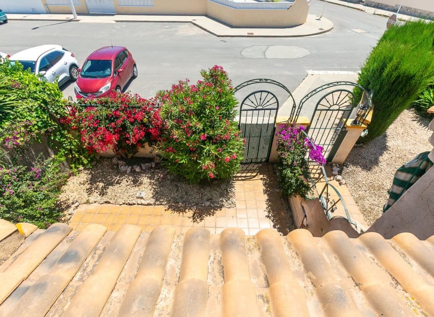 2 slaapkamer Huis te koop in La Zenia met zwembad - € 235.000 (Ref: 9927716)
