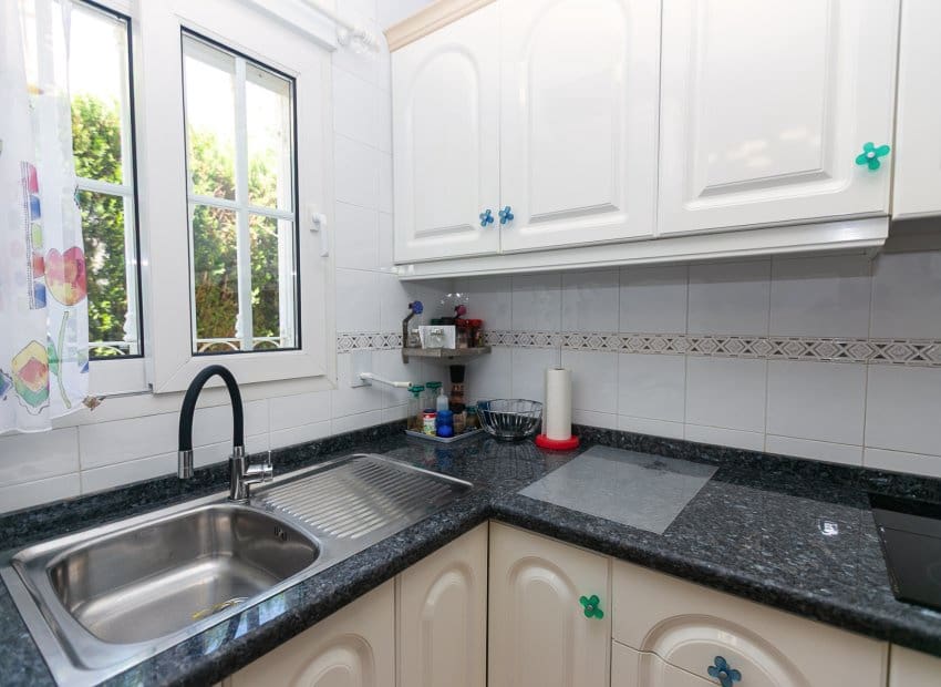 3 quarto Moradia para venda em Villamartin com piscina garagem - 530 000 € (Ref: 9927717)