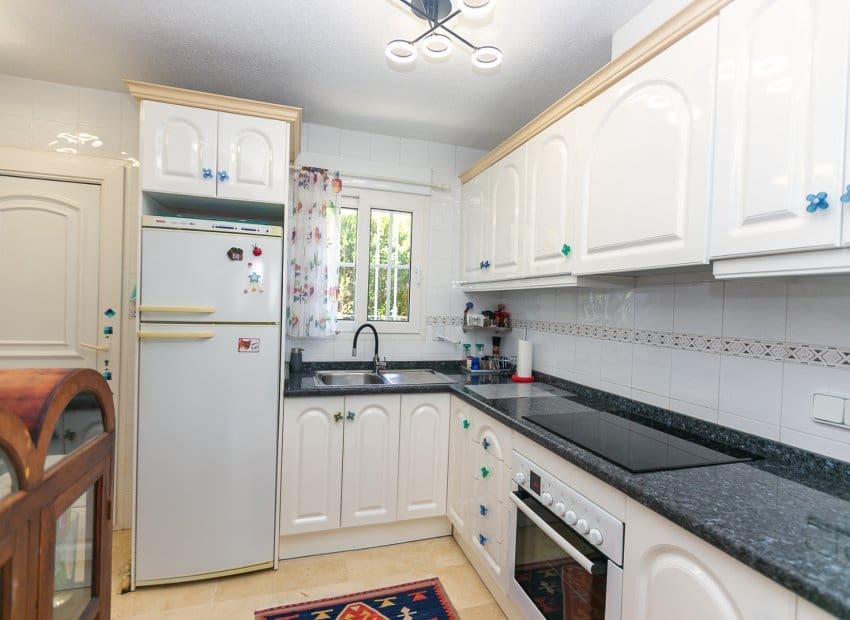 3 quarto Moradia para venda em Villamartin com piscina garagem - 530 000 € (Ref: 9927717)