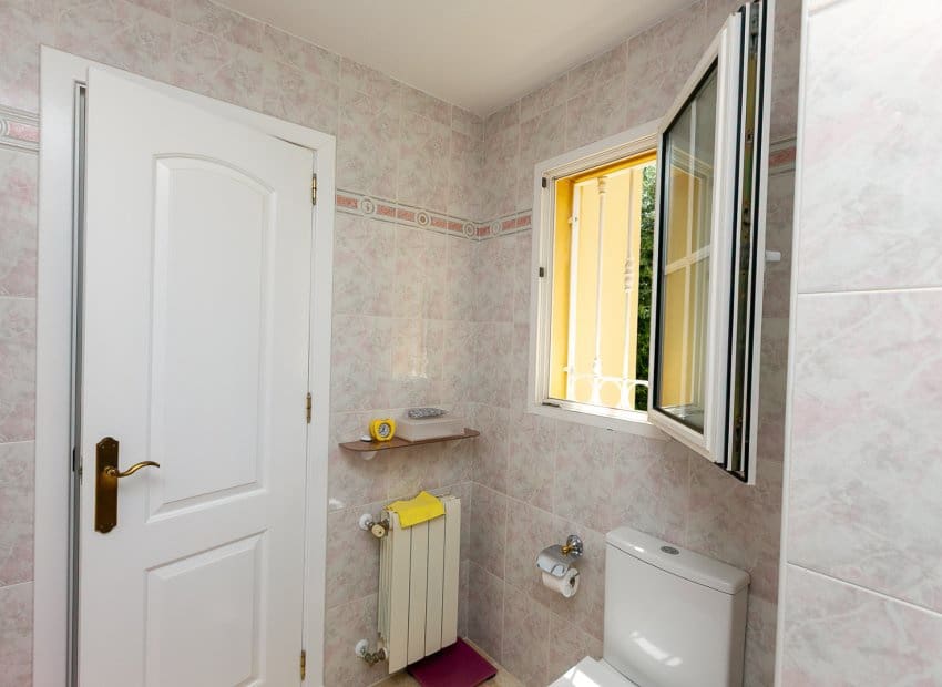 3 quarto Moradia para venda em Villamartin com piscina garagem - 530 000 € (Ref: 9927717)